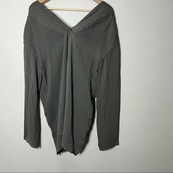 NWT TOVE MARNIE SILK CREPON TUNIC TOP SIZE 8 - Picture 9 of 11